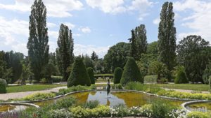 Die Landschaft im Botanischen Garten Berlin-Dahlem