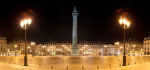 Die Place Vendôme bei Nacht