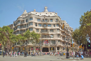 Die Fassade der Casa Milà