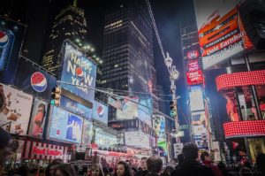 Neonreklamen auf dem Times Square