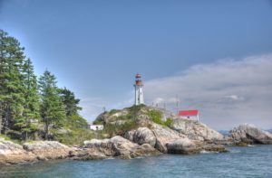 Leuchtturm im Lighthouse Park von See aus