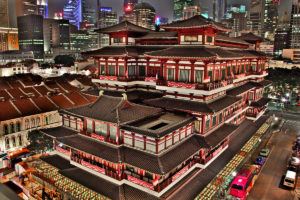 Der Buddha Tooth Relic Temple and Museum bei Nacht