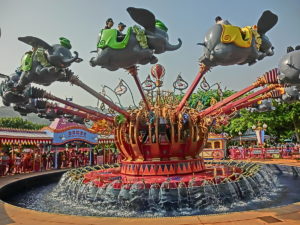 Dumbo-Karussell in Hong Kong Disneyland