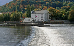 Die Moldau mit dem Kampa Museum im Hintergrund