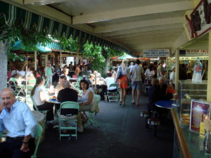 Restaurants am Farmers Market