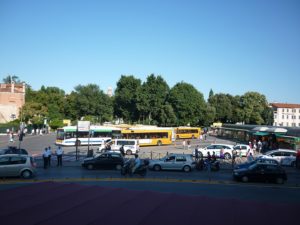 Der Busbahnhof an der Piazzale Roma
